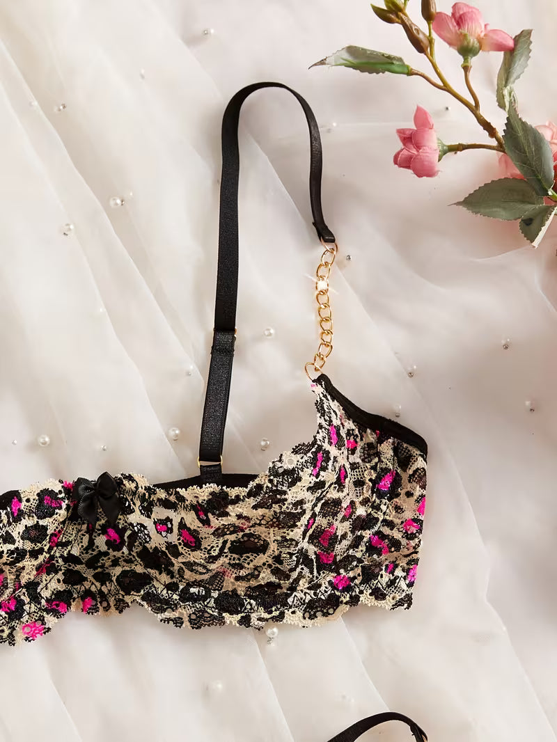 Women'S Bra Set | Multi-Color Leopard Print with Contrast Lace and Golden Chain Details | 1/4 Cup Slit Design