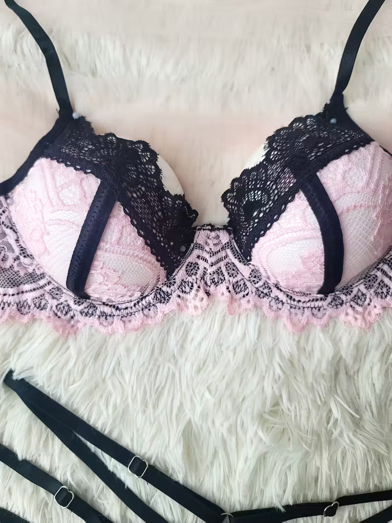 Sexy Lash Lace Color Block Bra and Briefs Set | No Padding, Mid Rise Briefs